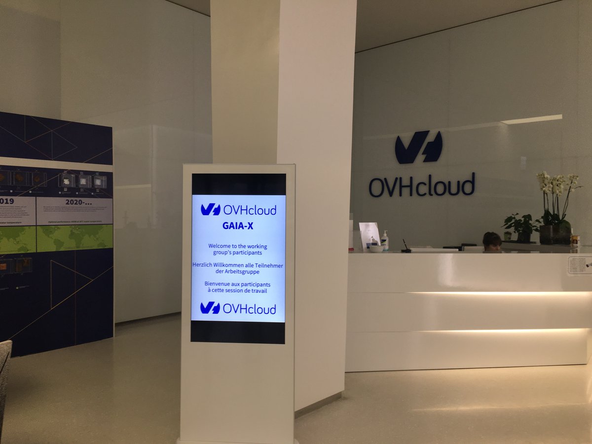 OVHcloud_FR's tweet photo. OVHcloud est convaincu qu’une alternative 🇪🇺 dans le ☁️ est possible &amp; souhaitable ! En poussant le projet #GAIAX, les Gouvernements 🇫🇷 et 🇩🇪 envoient un signal fort. C’était pour nous un honneur d’accueillir ce deuxième workshop pour tenter de définir ce cloud de confiance 🇪🇺 https://t.co/BiJSOVI3EG