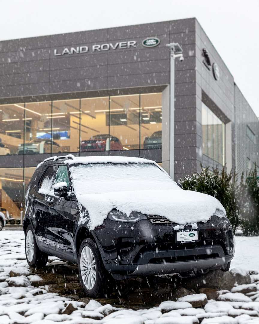 JLRRichmond's tweet photo. The City of Vancouver has issued another extreme weather warning through Wednesday with the possibility of snow.
Please drive safe and plan extra time for potential travel delays due to road conditions!
---
#CowellAutoGroup #JLRRichmond #WinterIsStillHere https://t.co/nuBG4Wv3Cw