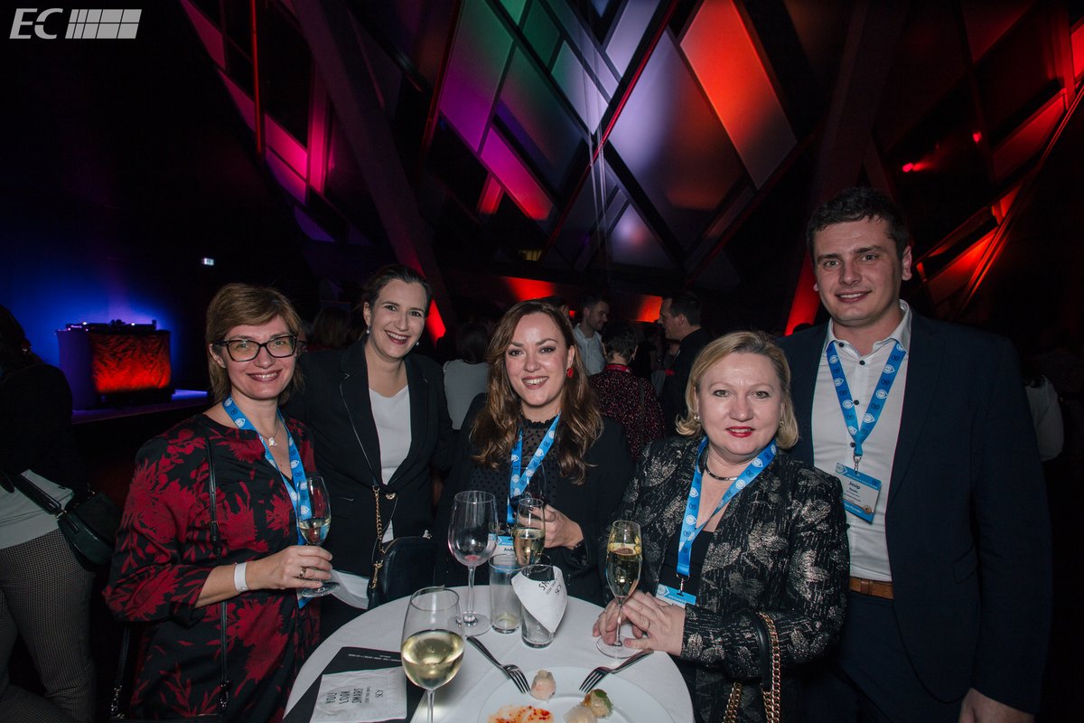 EuropeCongress's tweet photo. After the whole day of #meetings, #keynotes, and #networking the team of @SO_VIENNA amazed all the #MCEvienna participants with their fantastic hospitality and a marvelous dinner night! WOW! That was something special!

#meetingprofs #eventprofs #eventplanner #SOvienna #DasLoft https://t.co/xJj8qKM0Wj