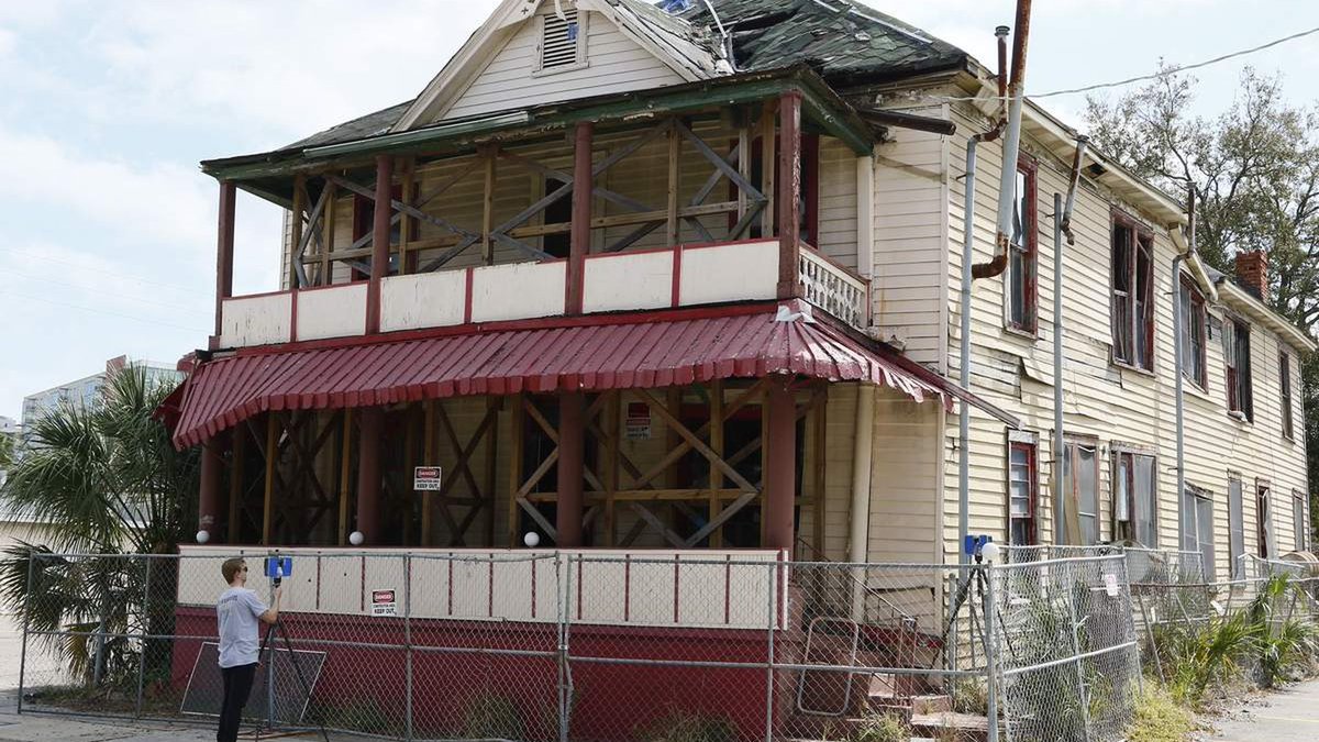 usflibraries's tweet photo. Tomorrow @TampaBayHistory at 6:30PM, discover the Jackson House, the only remaining Jim Crow-era boarding house for African Americans that is now in ruins. A free event, hear the story of the home &amp; preservation efforts underway to save it. 

#BlackHistoryMonth @3D_Researchers https://t.co/gsvRHqlaqG