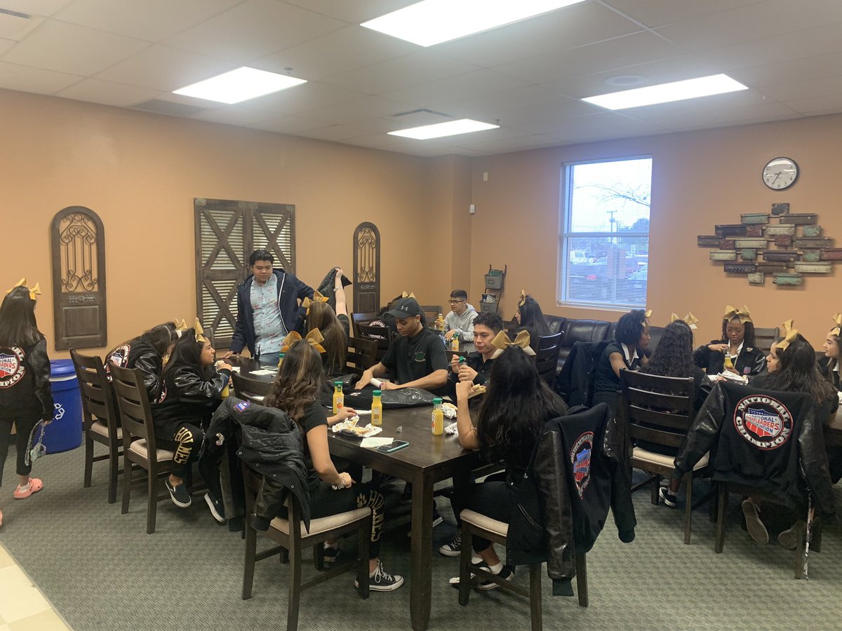 Still celebrating our big win with a breakfast today for our wonderful champions!!! O.W. Holmes High School Huskies Now #7 NCA 2020!
💛💚💛💚💛💚💛💚💛💚💛💚💛
🐾🐾🐾🐾🐾🥇🥇🥇🥇🥇