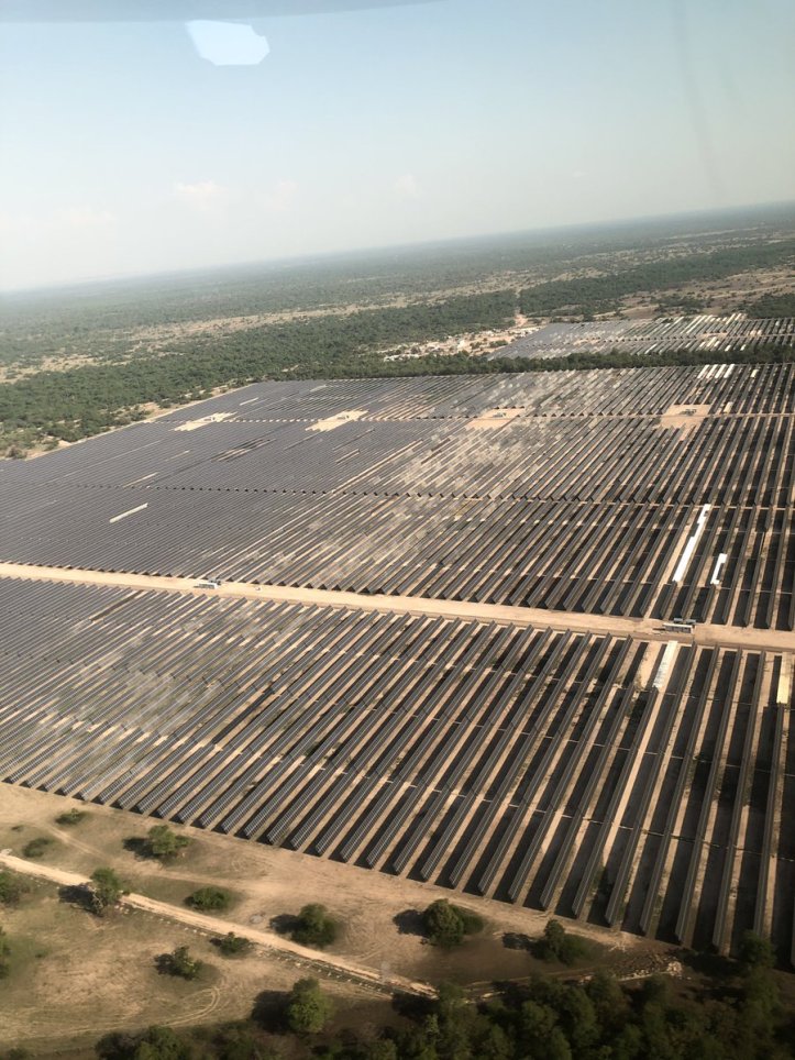 ENERGIA LIMPIA XXI. La gigante de las energías de Italia, Enel Green Power puso en pleno funcionamiento la instalación solar más grande en toda la historia de Colombia.  Localizada en el departamento del Cesar en el norte de Colombia, la planta  solar, con su 86,2 Mega Watt.