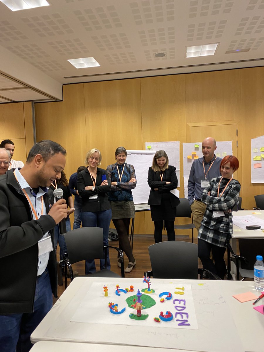 smatbproject's tweet photo. After all afternoon working on how to alleviate emotional burden of #TB patients, we just got the first #SMATB outputs (and some of them can be developed within the project!) #DesignThinking #project #research #tuberculosis https://t.co/tlwTL9FaSt