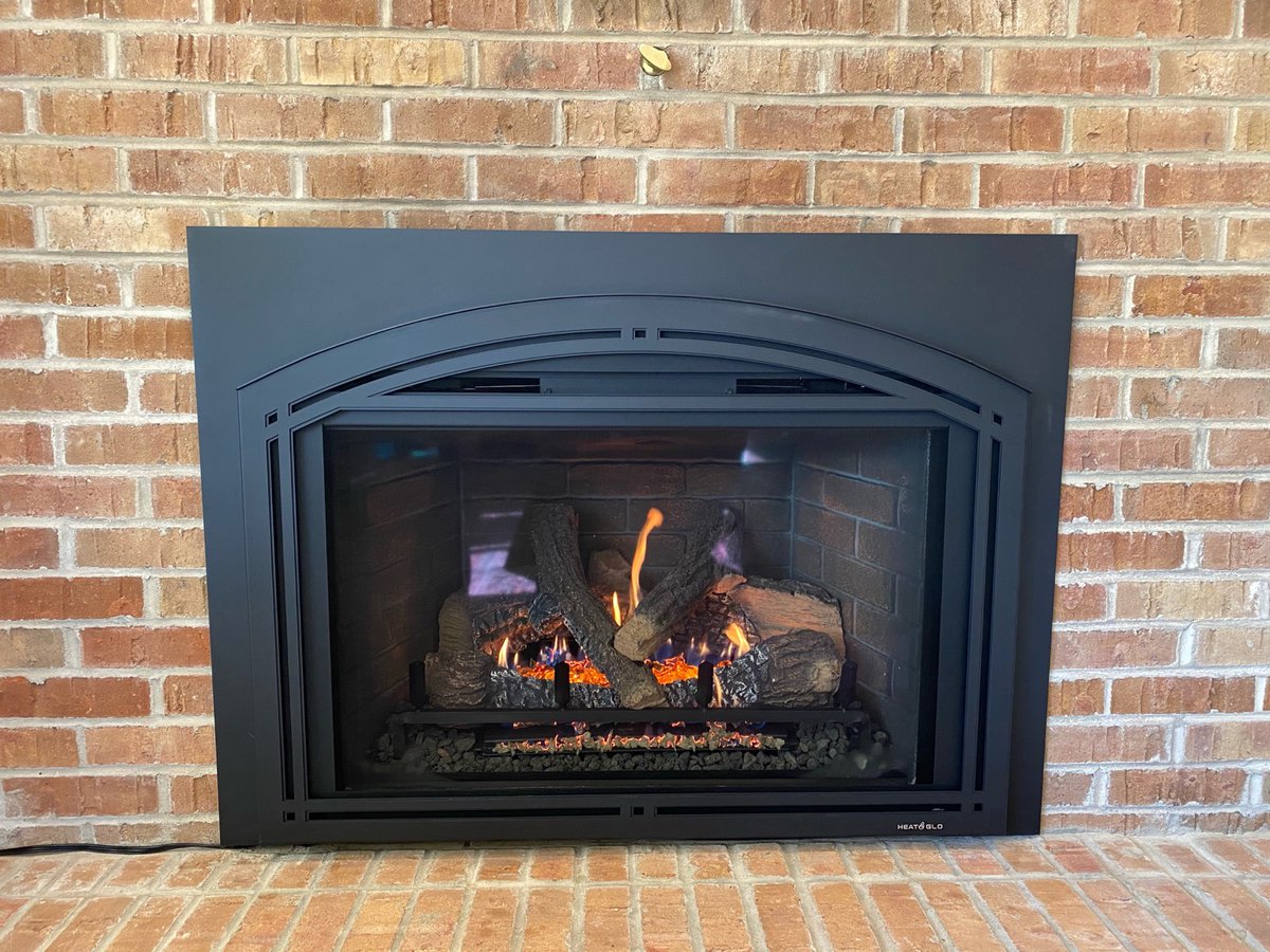 WA_Tolbard's tweet image. Let us update your fireplace!!!  #gasinsert #heatnglo #updateyourfireplace