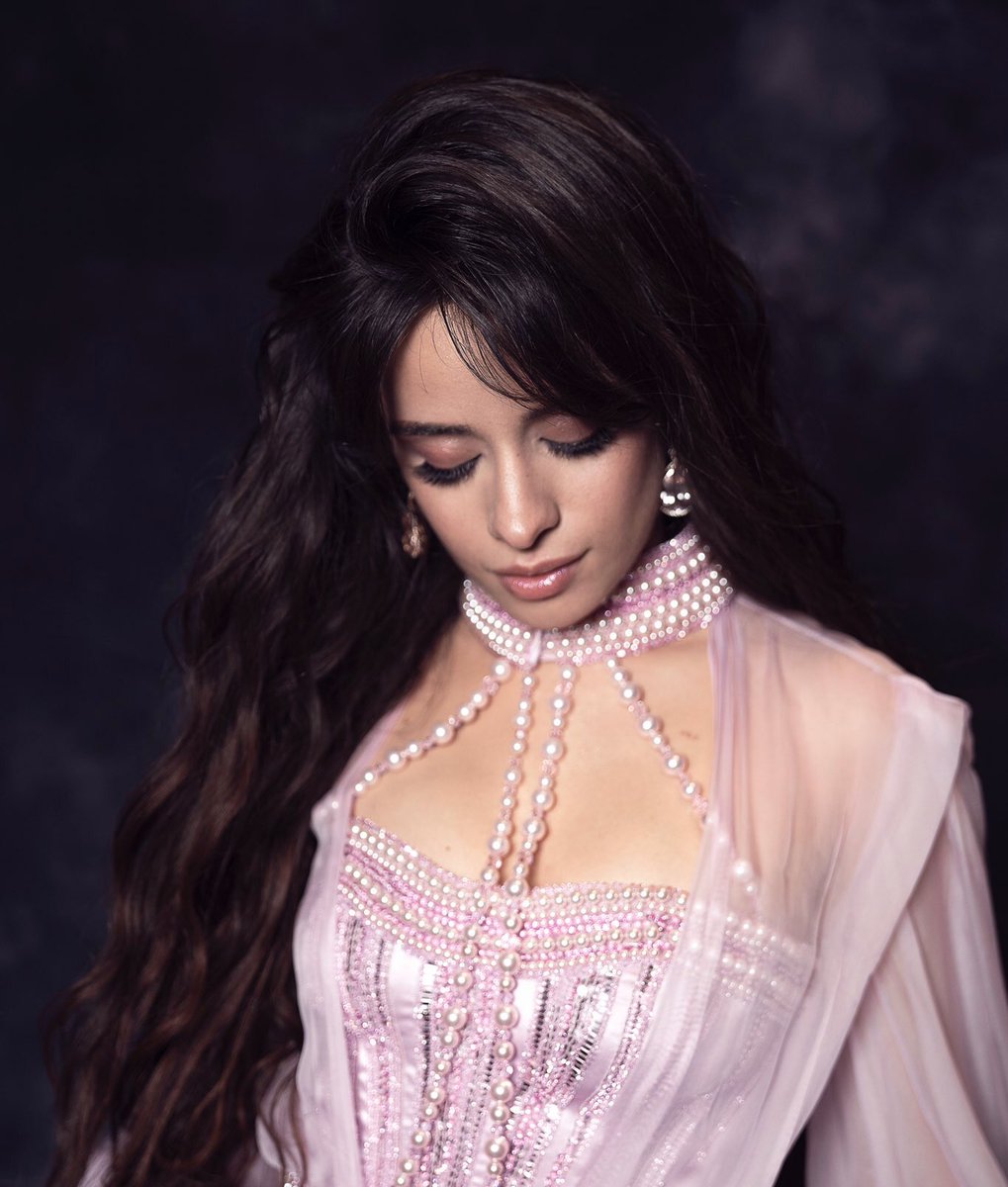 CCUpdater's tweet photo. With 4 entries, @Camila_Cabello is the female artist with the most entries on the Billboard Hot 100 chart in 2020 so far! https://t.co/KtDkEvlCgr