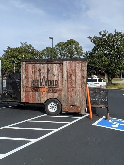 SDella23's tweet photo. Food Truck Faves to Lunch Line Raves in Tidewater VA #schoollunch #schoolfoodies  @JoseDivaJTMK121 @LisaJTMK121 @JTM_K12 https://t.co/mEWh72XIFI