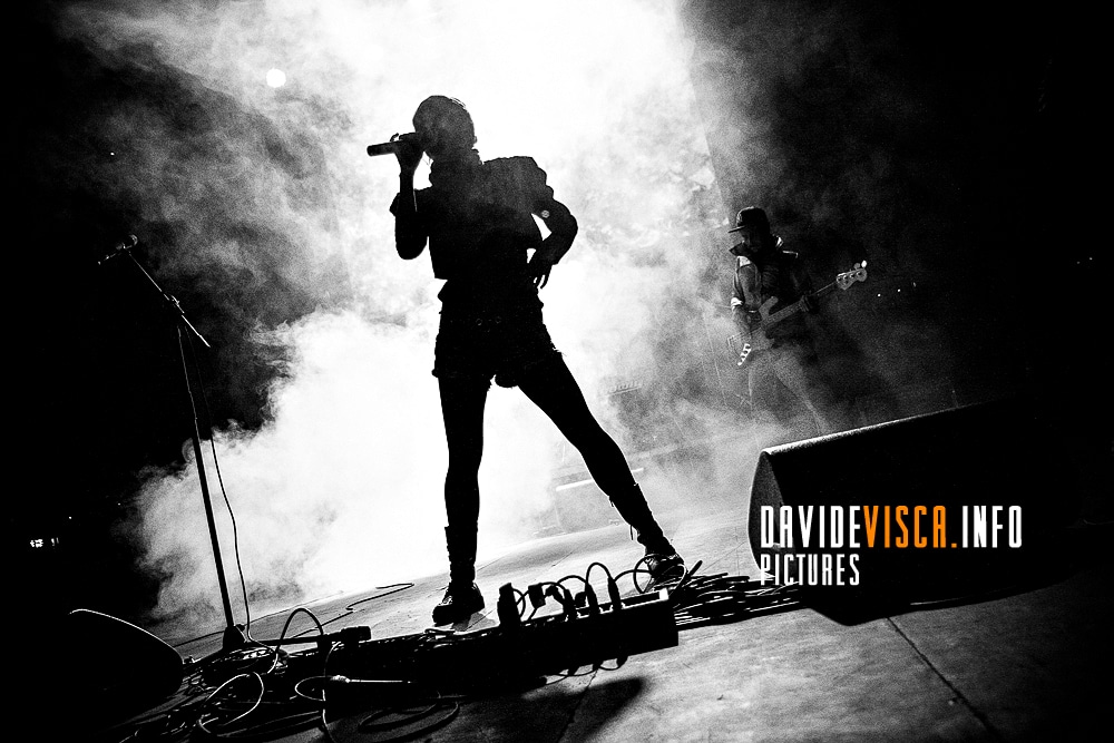 RezoOfficial's tweet photo. @kettypassa 🎤
|
#Rezophonic #KettyPassa #Singer #Pop #Rock #Live #Music #MusicShow #BlackAndWhite #Photo https://t.co/6Iul8I8143