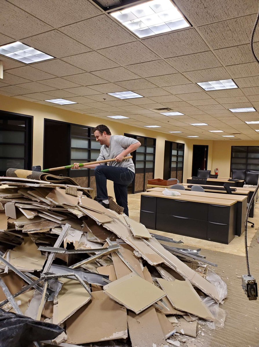 SmartSitesNJ's tweet photo. Today marks our first full week in our brand new office!
Enjoy some of our before and after photos below.
#SmartSites #ThinkWeb #ThinkSmart https://t.co/FP6Gt66GRo