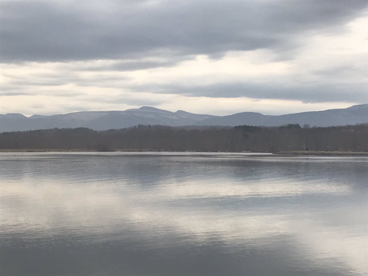 benitazahn's tweet photo. On the way to #NYC with local @CRNYHeart reps for #womasDay #redressawards - lots  of  #heart healthy info updates- follow here and on my FB page for interviews tonight @WNYT https://t.co/oqe8QDcW3A