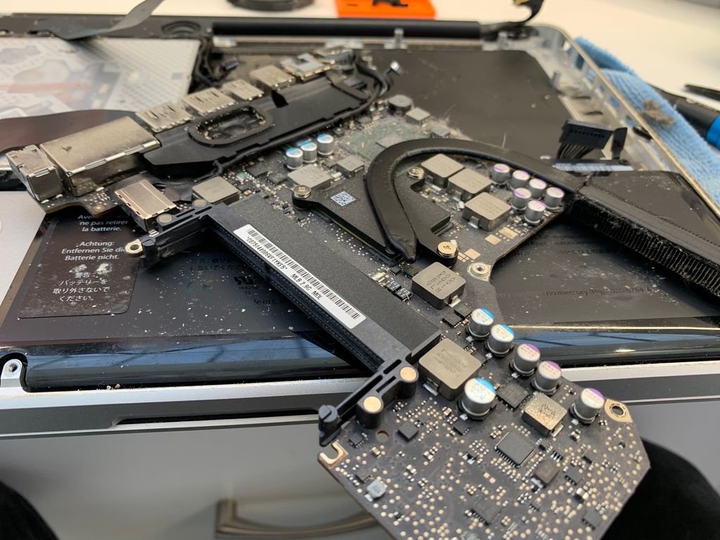 Midleton_IT's tweet image. 💻 Macbook Repairs! 💻

Our customer needed a new keyboard on his macbook pro and we were happy to help!

Mac Repairs At MidletonIT 🔥

➡️ MidletonIT.ie ⬅️