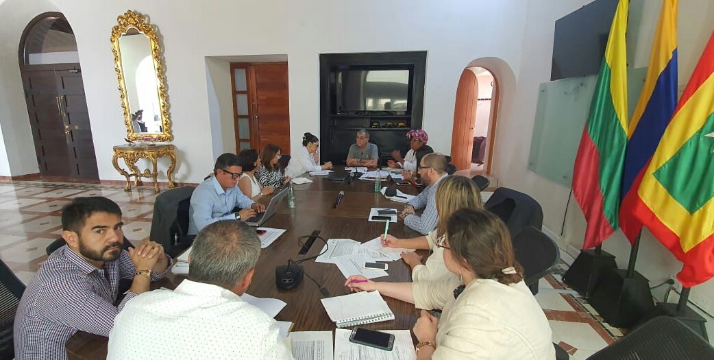 DNP_Colombia's tweet photo. En #POTmodernos el #DNP orienta y asiste técnica y financieramente a municipios, departamentos y áreas metropolitanas en la actualización e implementación de los Planes de Ordenamiento Territorial, un instrumento para planear y gestionar decisiones de desarrollo territorial. https://t.co/enDLkMF14P