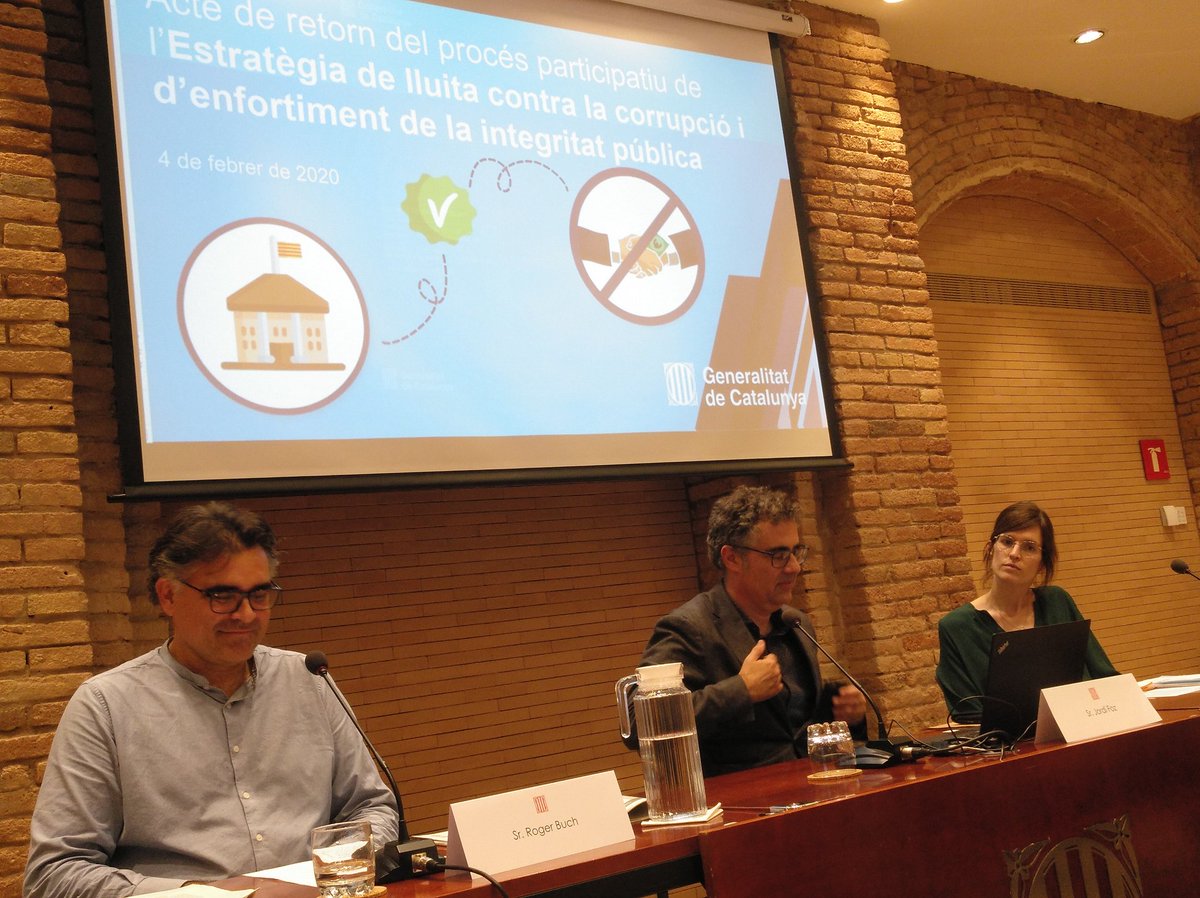 JordiPachecoCol's tweet photo. Representant el @ColpisCat en l'acte de retorn del procés participatiu #integritat pública.

Un bon exemple de #DebatPúblic i #RetimentDeComptes. 

https://t.co/CDvAdpR16T https://t.co/CD5LtrweqY