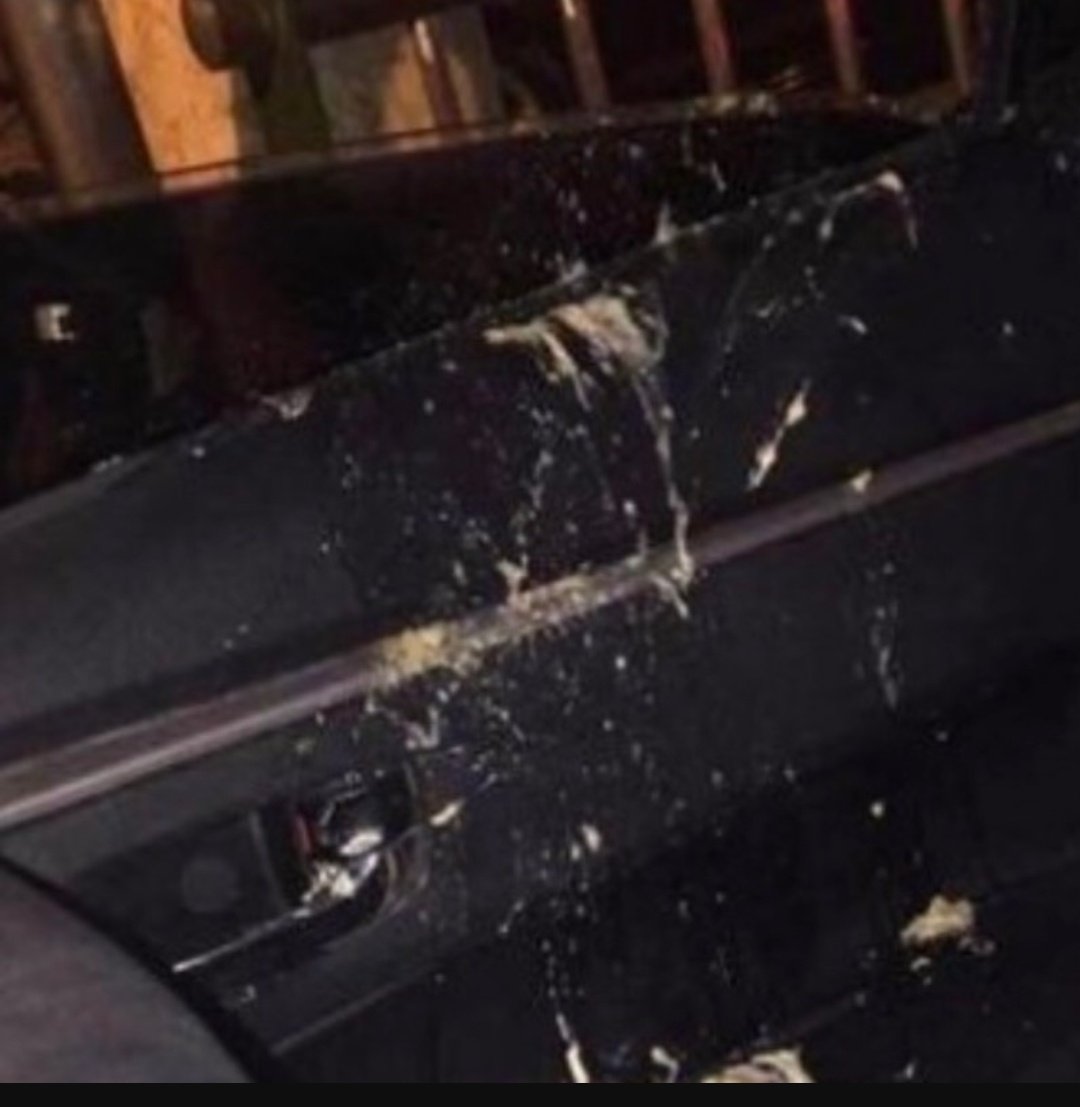 Domenica_16's tweet photo. @Uber_Support 
On November 30 I took a ride to my home,
The Uber driver made RACIST comments about me and my friend, then he said I threw up in his car, I did proved that he got a picture from internet. Uber never refounded me my money and now Uber charged me $150 extra... https://t.co/ojx9hvD3MV