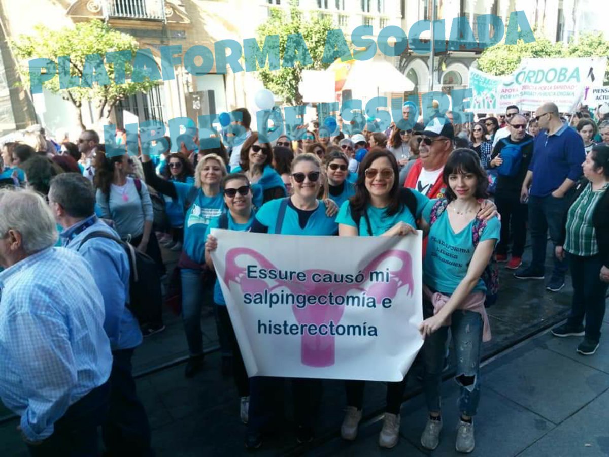 Irodriesco's tweet photo. Método definitivo, sin hormonas ni efectos secundarios, sin cirujia... #essure también causó mi salpingectomia e histerectomia, tras casi 12 años de sintomas adversos. Bravas mis E-hermanas guerreras en la manifestación del pasado domingo en Sevilla por una #sanidadpublicadigna https://t.co/ekJHsEJD8C