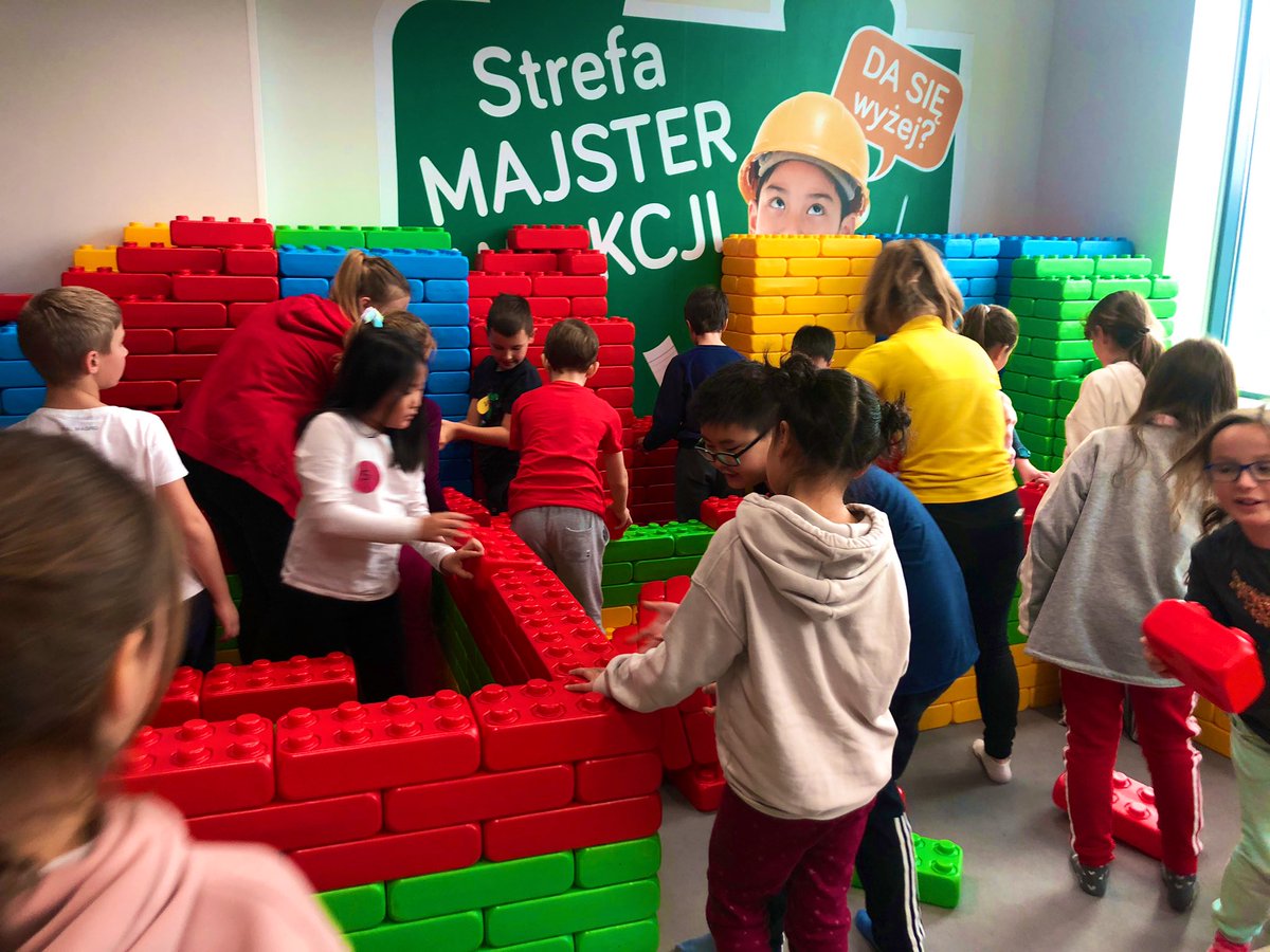 CuriousChestnut's tweet photo. Exploring learners awareness of self and how we collaborate while building a large scale maze. Learners were given assigned roles: builders, supervisors and warehousers. Tons of problem solving and conflict resolution! @ASW_Warsaw @ASWPYPPrincipal @saraerainey @mlrose14 #pypchat https://t.co/xWLu8LgplS