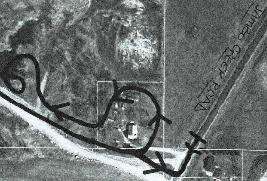 39Magilla's tweet photo. Teresa Halbach Case:  Loof finds tracks of someone searching around Wilmer S's home.  Ryan H's map show's his search party was searching home's on Jamba Creek Rd.  Is this proof that "Loof" was tracking Ryan H or his search party?  #MakingAMurderer @ZellnerLaw @JButing @Ken723Ken https://t.co/0tsWl9tF2V