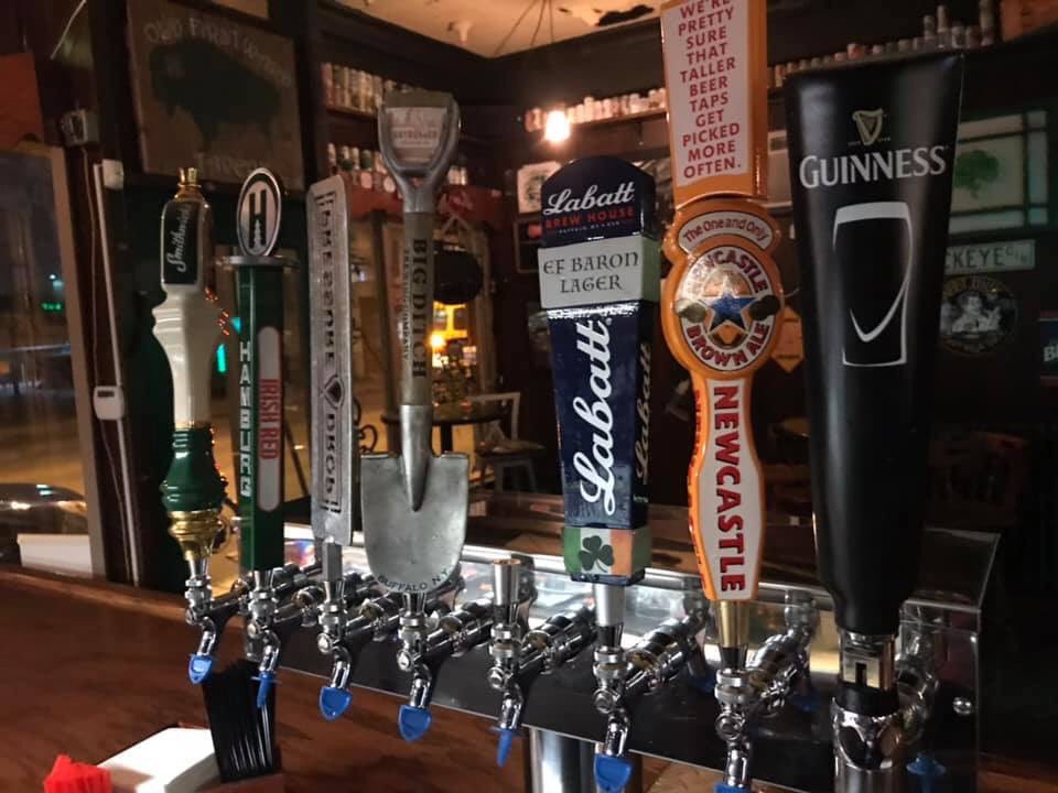 CleanBeerWNY's tweet photo. Looking for a place to enjoy a delicious brew?  Check out any of the places we did in the last two days! 🍻
Check out:
Leo’s Pizza in Orchard Park 
Duffs in The Eastern Hills Mall
Neat on Transit
Adolfo’s in South Buffalo
#cleanbeerwny https://t.co/STkjklPJuN