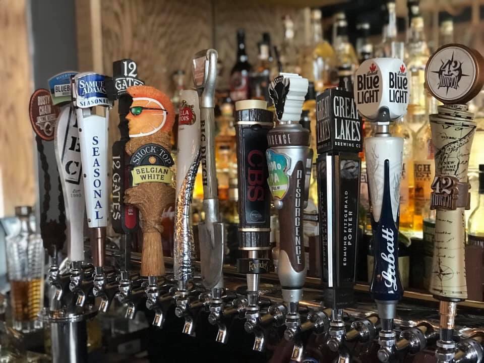 CleanBeerWNY's tweet photo. Looking for a place to enjoy a delicious brew?  Check out any of the places we did in the last two days! 🍻
Check out:
Leo’s Pizza in Orchard Park 
Duffs in The Eastern Hills Mall
Neat on Transit
Adolfo’s in South Buffalo
#cleanbeerwny https://t.co/STkjklPJuN