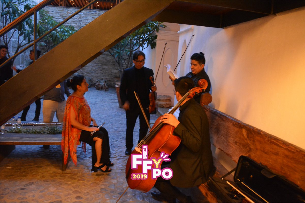 FIFyPO_OAX's tweet photo. #MomentosFIFYPO2019
Recordamos el concierto, realizado en el Centro Cultural San Pablo.🎵🎼🎊😁😉
Muy pronto compartiremos la convocatoria de nuestro Festival Internacional de Flauta &amp; Piccolo · Oaxaca 2020 🤗🤗
#FIFYPO2020
#Oaxaca
#Flauta
#Piccolo
#Flute
#FestivaldeMusica https://t.co/NdbUxPJRTe