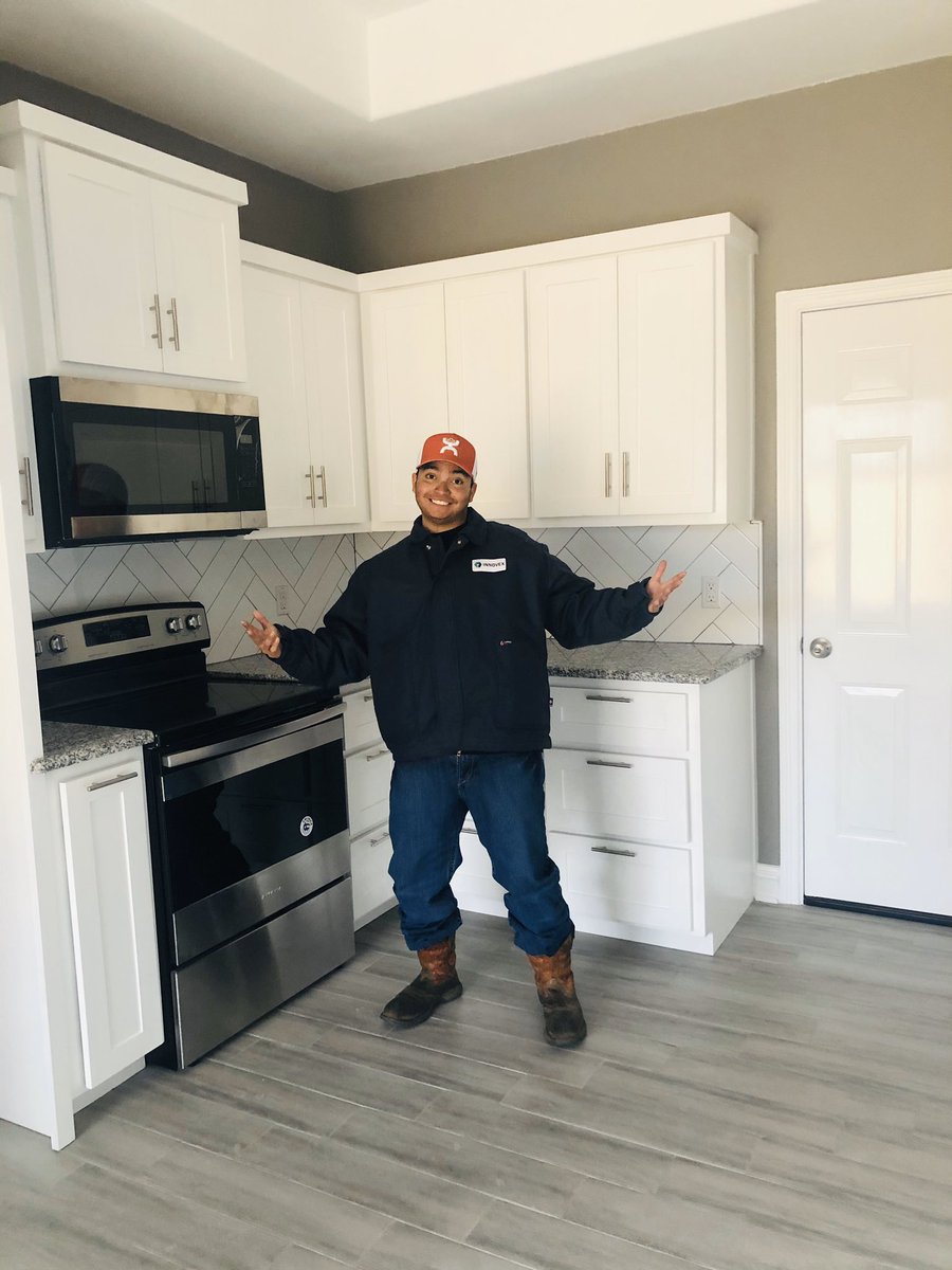 RealestAdan's tweet photo. I done got me a house today. https://t.co/xHn49YwBt1