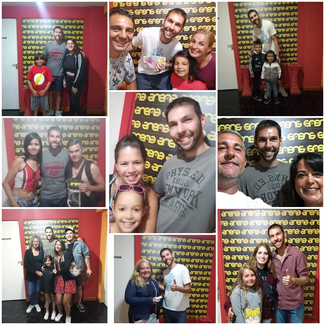 fmarena983's tweet photo. Que bueno vivir como esta gente!! Siempre sonriendo 😁 de 18 a 22 hs las sonrisas salen solas 😎 en #arenacaliente con @Ger_Sosno 📻
.
.
#feelradio #radioshow #radiostereo #radio #broadcast #speaker #sonrisa #martes #tuesday https://t.co/ROP4MIOmM2