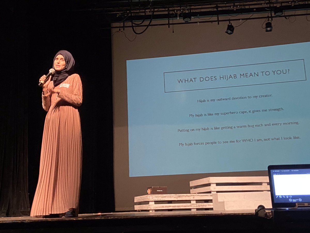 BellaireMsa's tweet photo. Our 2nd Bellaire Annual World Hijab Day event today helped many students understand what it feels like to wear hijab! Thank you to Danielle, our wonderful speaker, and all of our MSA members for working hard to put this event together. @BellaireHigh @sehalabi #WorldHijabDay2020 https://t.co/F9kFvnKio2