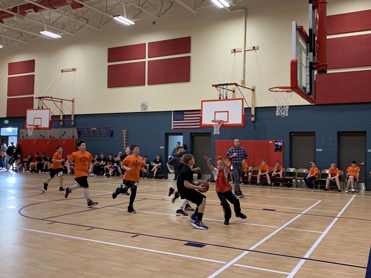 AmityElem's tweet photo. It’s Amity vs Amity tonight!  Go #amitygroundhogs #bsdpride https://t.co/FDSFx40d83