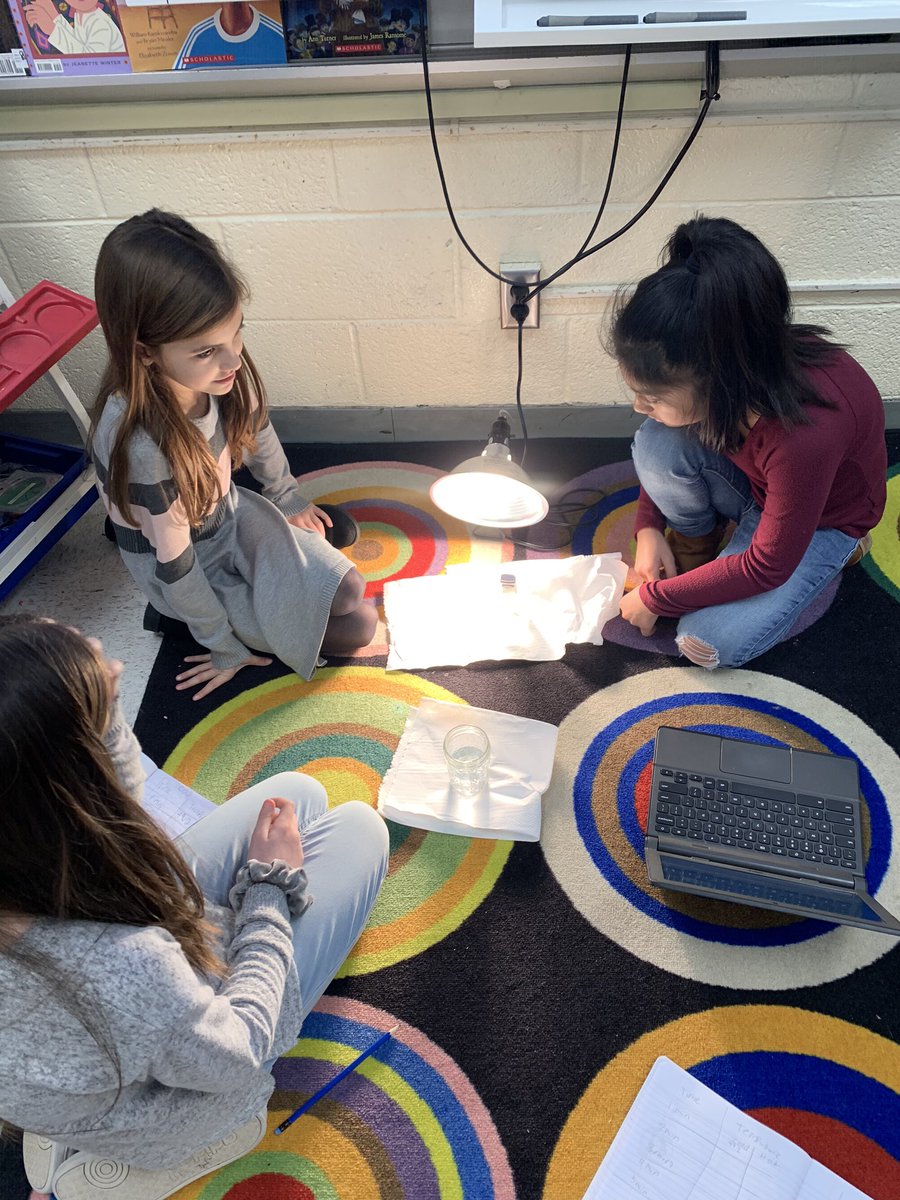 RandiMorin80's tweet image. Testing heat energy #bravobburg @WhitonVP #fourthgradescience