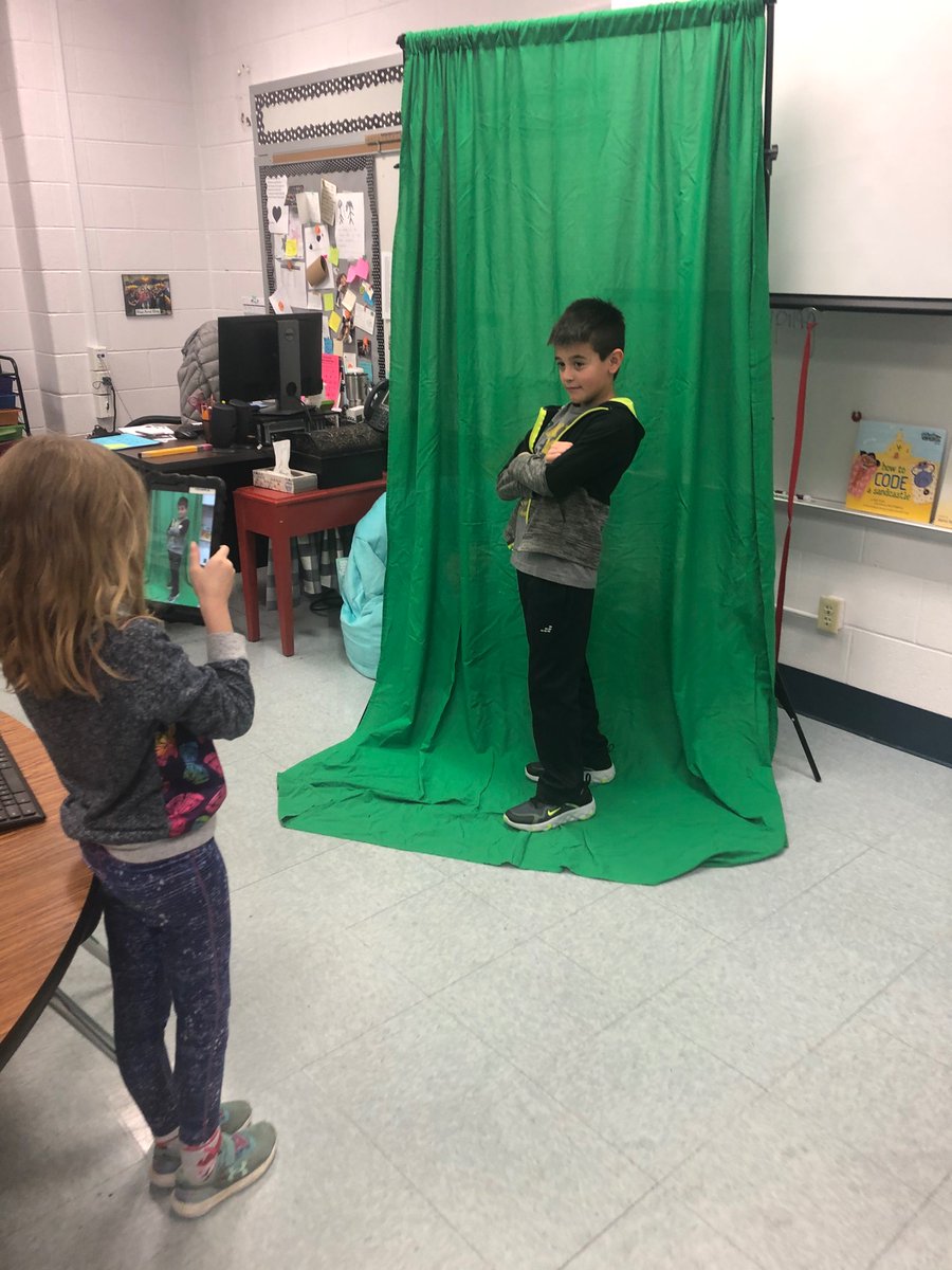 HHETechnology's tweet photo. Green screen fun with 2nd graders! https://t.co/J7JWc3CvZG