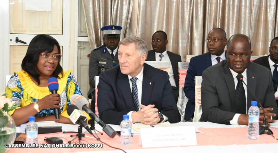 VlavonouLG's tweet photo. Très heureux d’avoir reçu pour une séance de travail au Palais des Gouverneurs à Porto-Novo, une délégation de haut niveau de l’Assemblée Parlementaire de la Francophonie conduite par le Président Amadou SOUMAHORO.
#LGV https://t.co/aUClEi1a7B