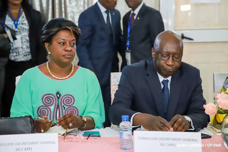 VlavonouLG's tweet photo. Très heureux d’avoir reçu pour une séance de travail au Palais des Gouverneurs à Porto-Novo, une délégation de haut niveau de l’Assemblée Parlementaire de la Francophonie conduite par le Président Amadou SOUMAHORO.
#LGV https://t.co/aUClEi1a7B