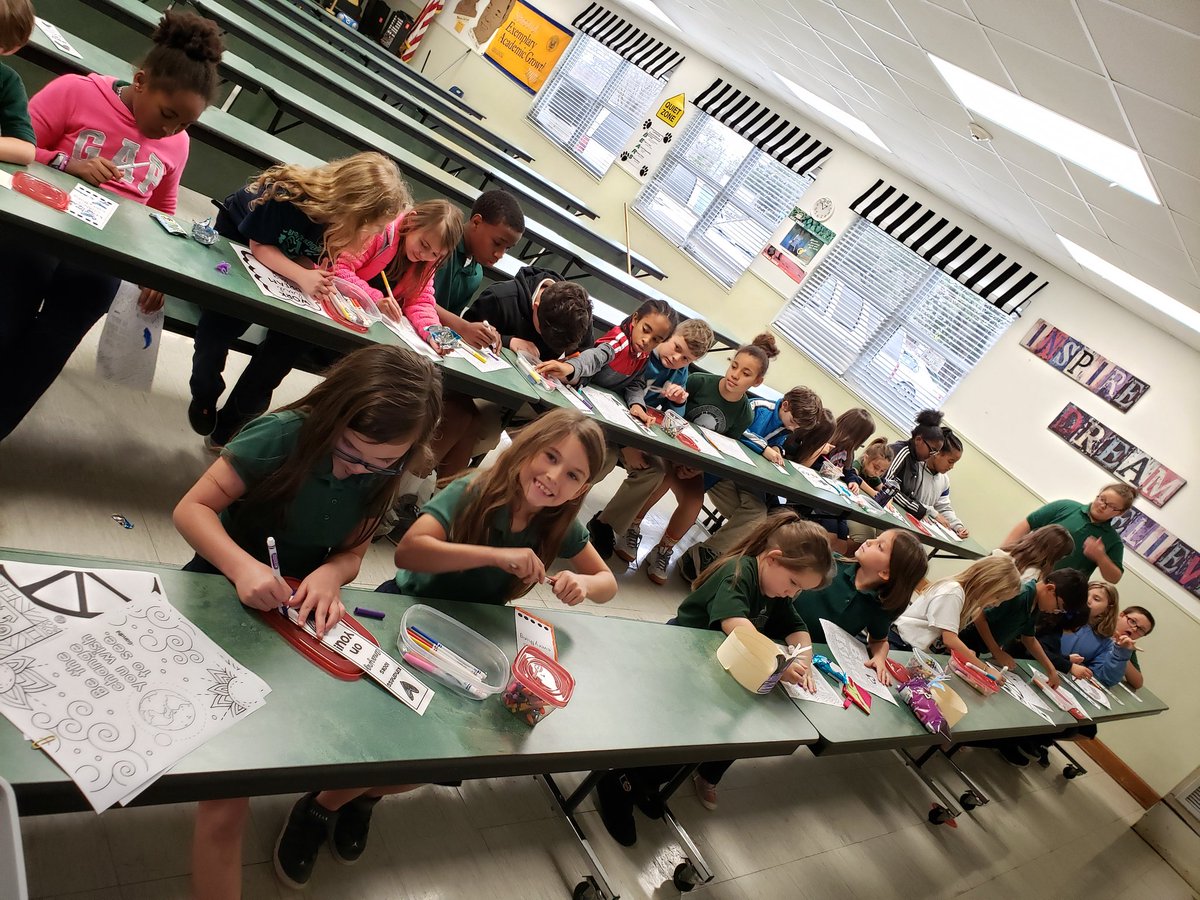 HNC73's tweet photo. For today's Kindness Week activity at BBE, students created kindness bookmarks to give to a friend, give to a staff member, or to keep for their own use. They also demonstrated kindness by sharing crayons/markers and encouraging each other.
#DaretobeaBEAR #TPSDPride https://t.co/ZjGg5eaJ80