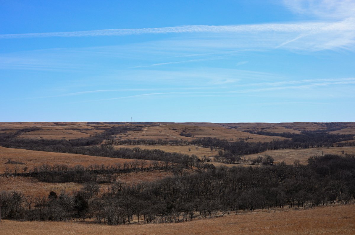 ksualmondfarmer's tweet photo. So sick of views like this............... said nobody ever. #FlatKansas https://t.co/qthdb7DNiC