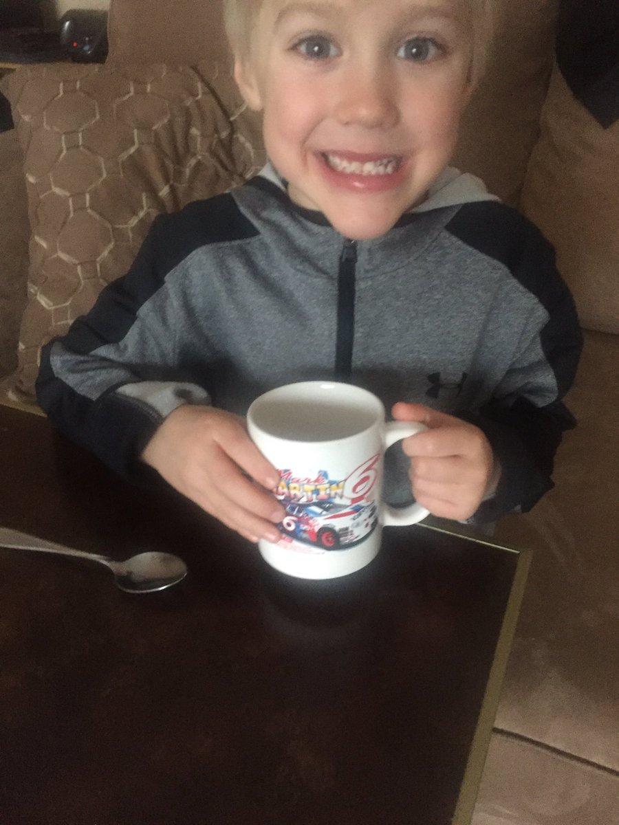 jrnan's tweet photo. @markmartin Teaching them young https://t.co/7z7KoBUqU0