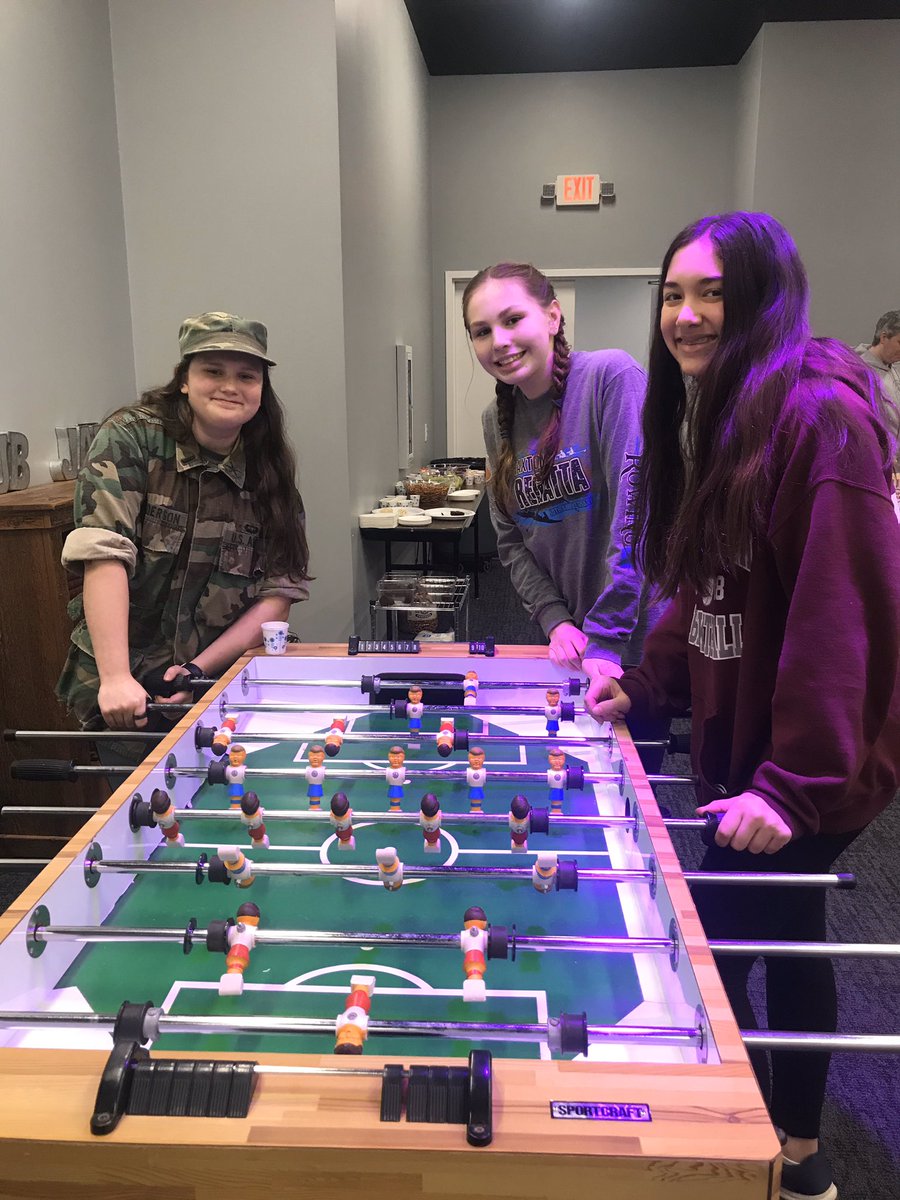 ClassicalConsor's tweet photo. Friday's Game Night. Our families loved playing together!

Ready for a change? VISIT US on February 10, March 16 or April 13, 2020. Sign up at: https://t.co/9RiOToeiw2 https://t.co/FdguL3ZM5w