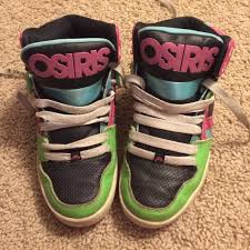 rvy_mvrquez's tweet photo. @whosalex If MGK were a shoe, he'd be this one.😂 https://t.co/ukidUcUORO