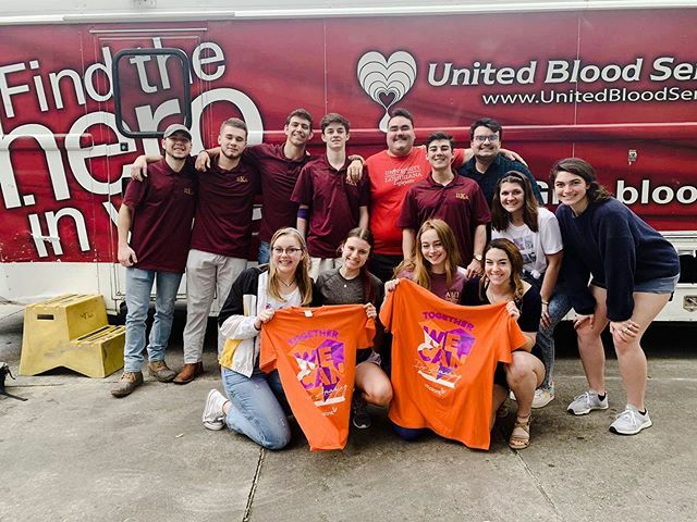 ULPikes's tweet photo. Come donate blood in front of the library! You have until 3:00 today to come save a life! Huge thank you to everyone that has donated already!! #rushpike https://t.co/MsaatDqTGu https://t.co/nEP6jUzTer