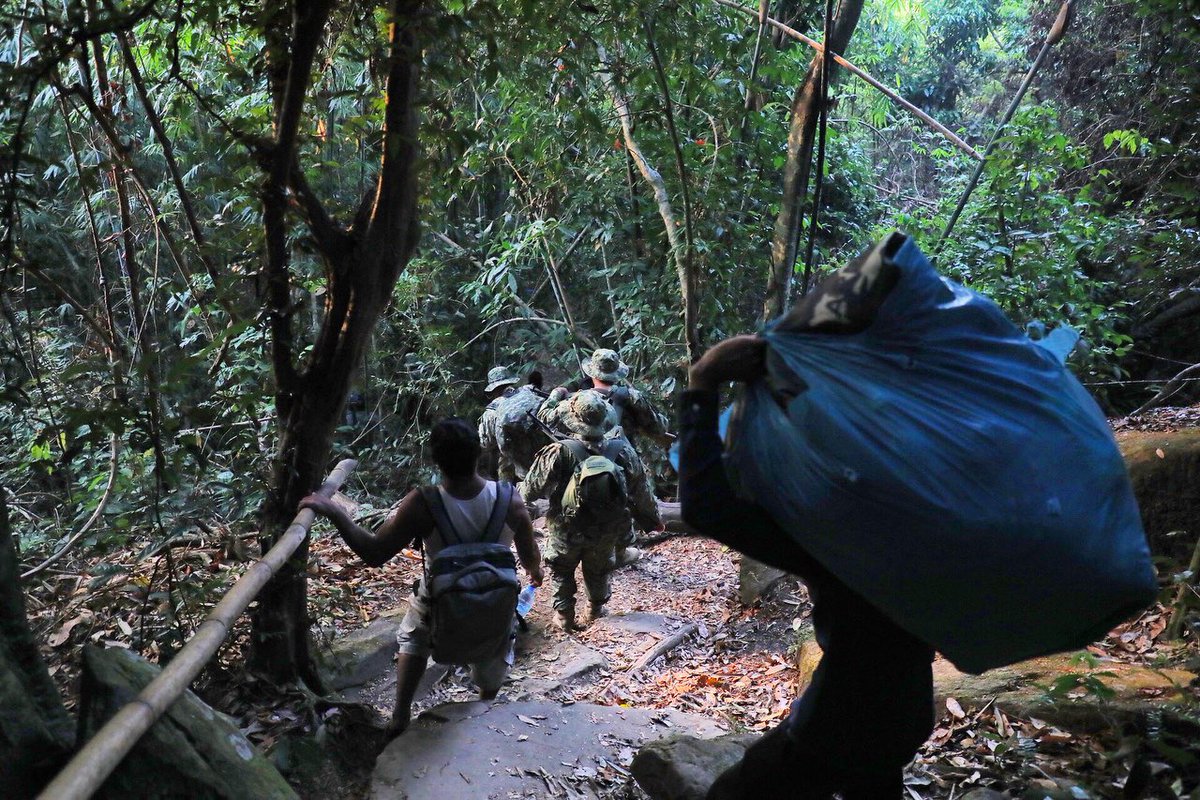 pheaktraneth's tweet photo. #Areng valley! Best landscape with #forest #sea. #Environment Ministry is  pushing #eco-tourism to increase the revenue for local #communities, protect the nature for future generations. Here, we camped on the top of #MarechKangkeb mountain on Feb 4, 2020 #Cambodia  #Park #Peace https://t.co/M0GBH8oRie