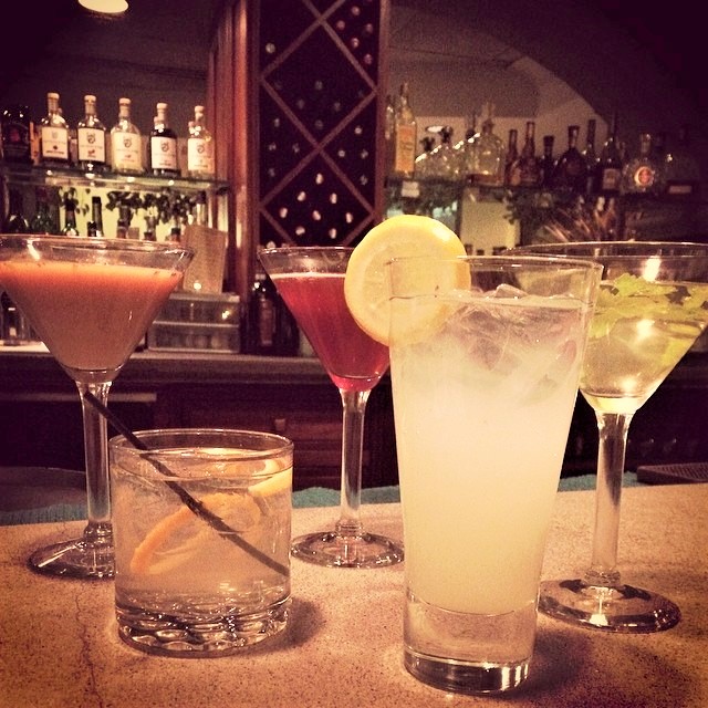Weekdays from 4:30-7pm are the hours when we’re always at our happiest!
bit.ly/ReserveIRicchi