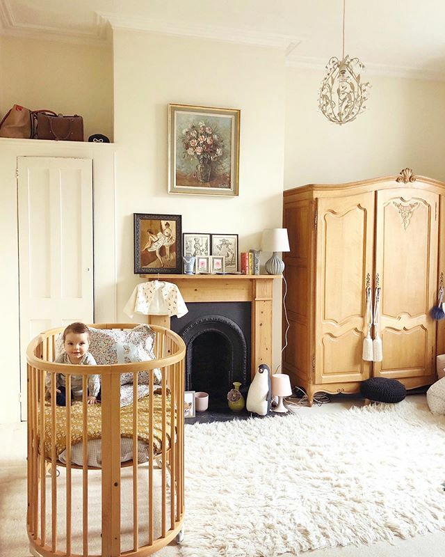 Such a beautiful nursery. A space to grow with, pieces that will last a lifetime, the bedspread on the cot, the personalised cushion and of course the antique wardrobe. 
Thank you @periodpalavers ift.tt/2tu5dJj