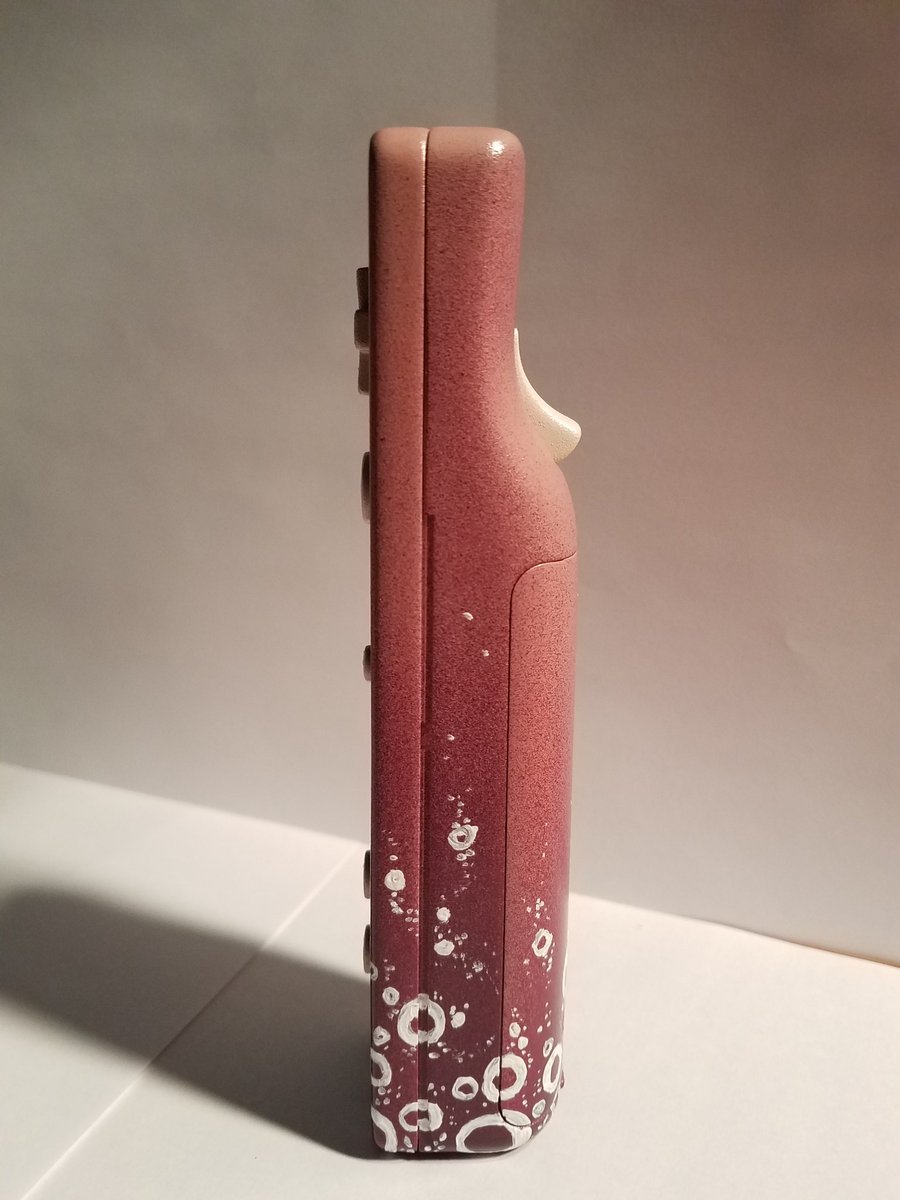 poofytastic's tweet photo. My first custom was a success!! :D I think I'll call it... the grape soda wii remote! https://t.co/JmTbt6FrFi