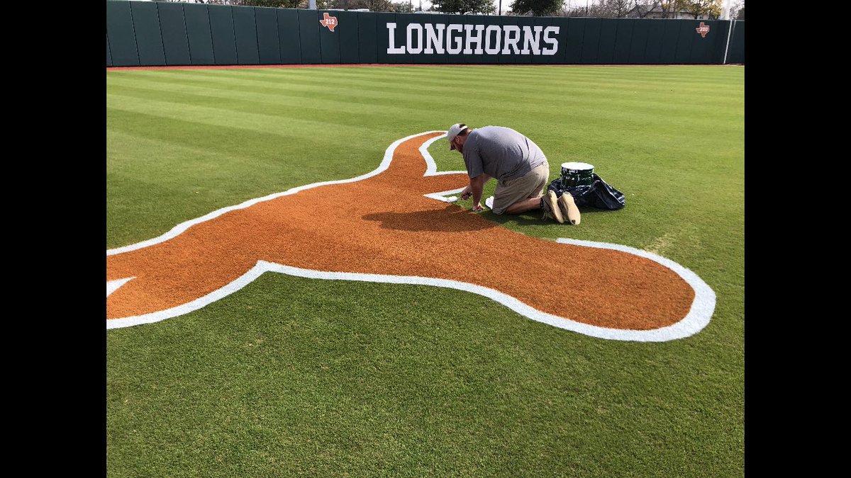 The University of Texas Sports Turf Department tweet media