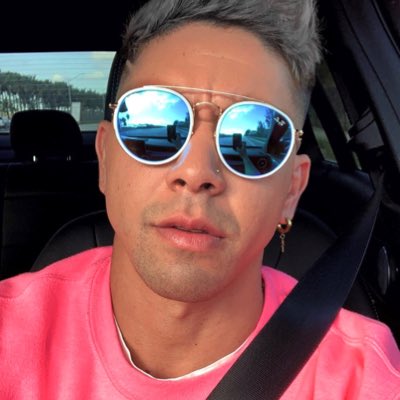 One_ereccion's tweet photo. #NewProfilePic https://t.co/37uT9hS2nv