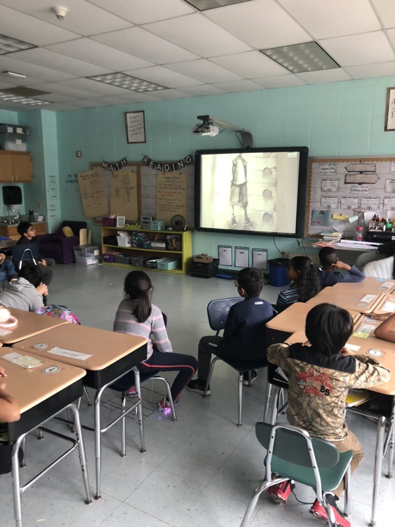 MrsRomero_WBK's tweet photo. Reading The Invisible Boy to learn all about building a sense of community in @MichelleAster ‘s class 🥰 https://t.co/IZ1Qg2Q6bJ