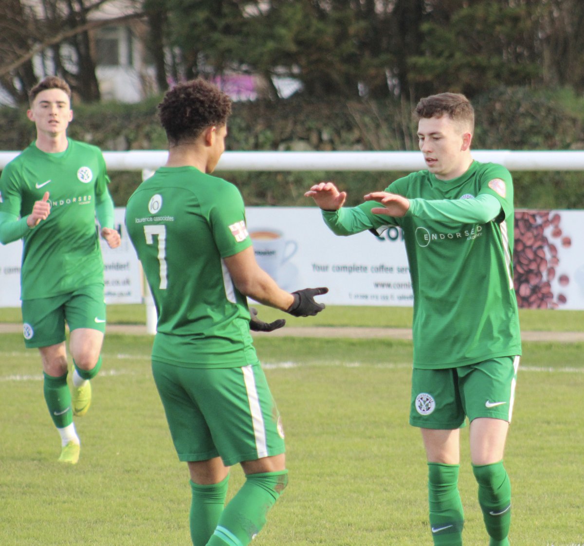 𝗦𝗘𝗔𝗚𝗨𝗟𝗟𝗦’ 𝗘𝗜𝗚𝗛𝗧-𝗚𝗢𝗔𝗟 𝗪𝗜𝗡 𝗞𝗘𝗘𝗣𝗦 𝗧𝗛𝗘𝗠 𝗜𝗡 𝗧𝗛𝗘 𝗥𝗔𝗖𝗘 𝗔𝗧 𝗧𝗛𝗘 𝗧𝗢𝗣

Match report from Saturday's win over Sticker AFC Football Club Cornwall is now on the website.

mouseholeafc.co.uk/seagulls-eight…

#flyingalltogether #FAT #cornishfootball