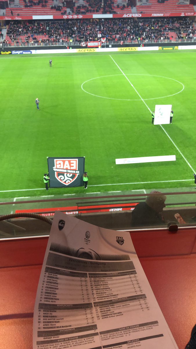 HaffX's tweet photo. J’oublie qu’on m’a vite donné l’opportunité de vivre grâce à ma passion du football.
Aujourd’hui je veux créer et donner l’opportunité à d’autres de vivre à travers leur passion: l’esport.
On est au début du chemin mais 2020 c’est notre année
#VGY ⚪️🔴
#motivé #UrbanTeam https://t.co/rTM1CWVuHb