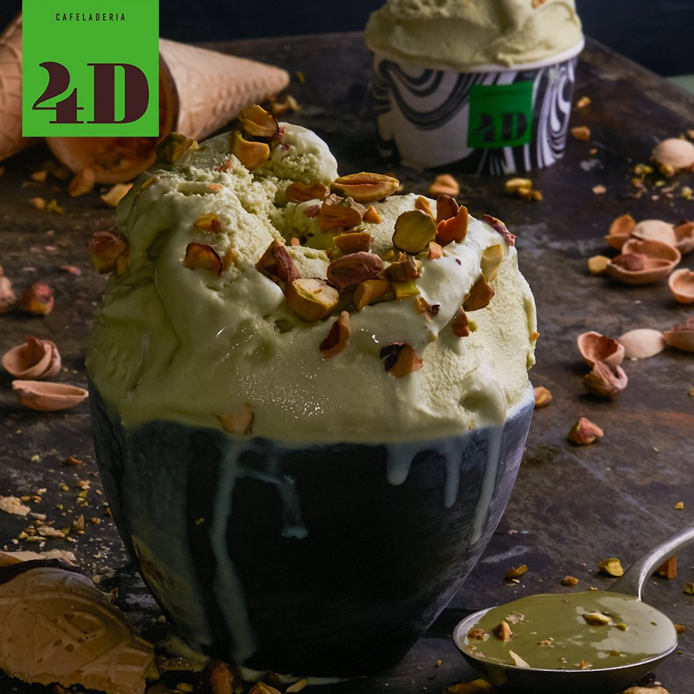 Cafeladeria4D's tweet photo. Desayunar un delicioso helado de Pistaccio no solo te hace sentir mejor, también reduce el colesterol, aporta antioxidantes y previene infartos. ¿Qué esperas para probarlo? https://t.co/8eJMn4lIoD