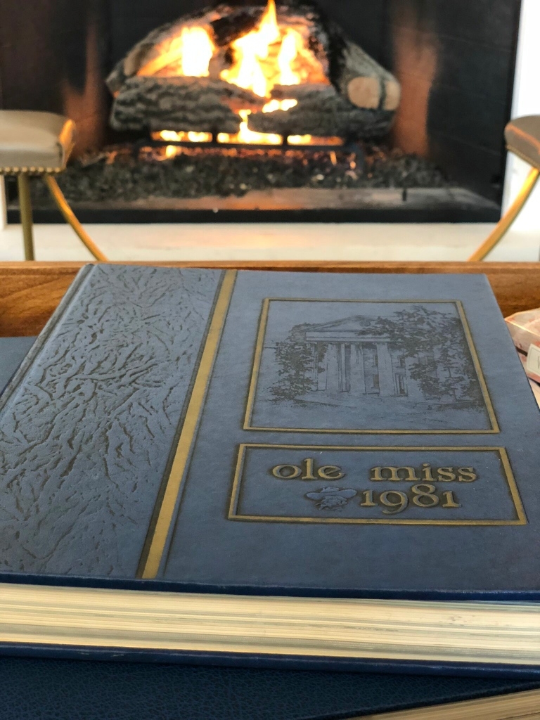 ChancellorsMS's tweet photo. For #TuesdaysOnTheTown, the spotlight is on the university just down the road - we love being a part of the Oxford community, and we have a large collection of Ole Miss history in the Cofield Reading Room! #ChancellorsHouse #VisitOxfordMS https://t.co/70qrKGUFvT