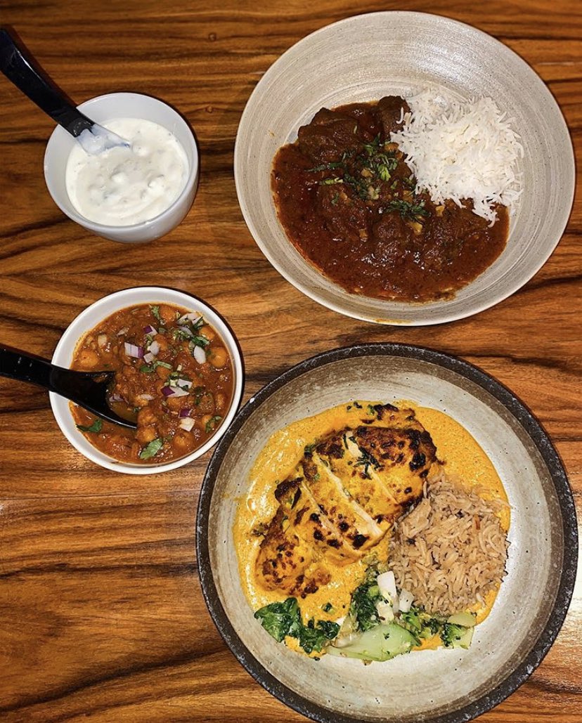 Seeing as I'm Bengali myself, I'm very picky when it comes to Indian food & curries but I was pleasantly surprised at Cinnamon Kitchen City! Food was so good & extra spicy just how I like it