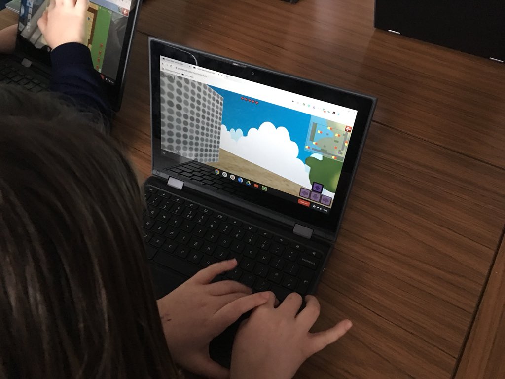 SpringCottagePS's tweet image. We were budding game creators in #SpringCottage5T today. Using @purpleMash, we made a game and tested it with our class mates 💻 #SpringCottageICT